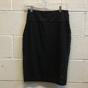 lululemon athletica Skirts - Lululemon black mesh pencil skirt size 6 61457 lululemon athletica Skirts - Lululemon black mesh pencil skirt size 6 61457